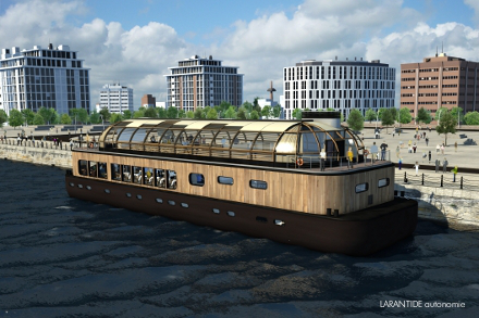 Floating restaurant outdoor view